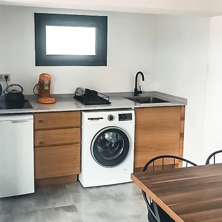Willa 3 Bedroom With Great View Walking Distance To Marina